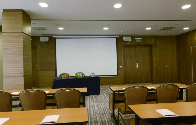 Haston City Hotel - photo 1