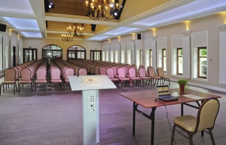 Hotel Dębowy Biowellness & SPA - zdjęcie 1