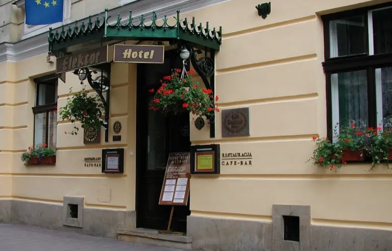 Hotel Elektor - zdjęcie 1