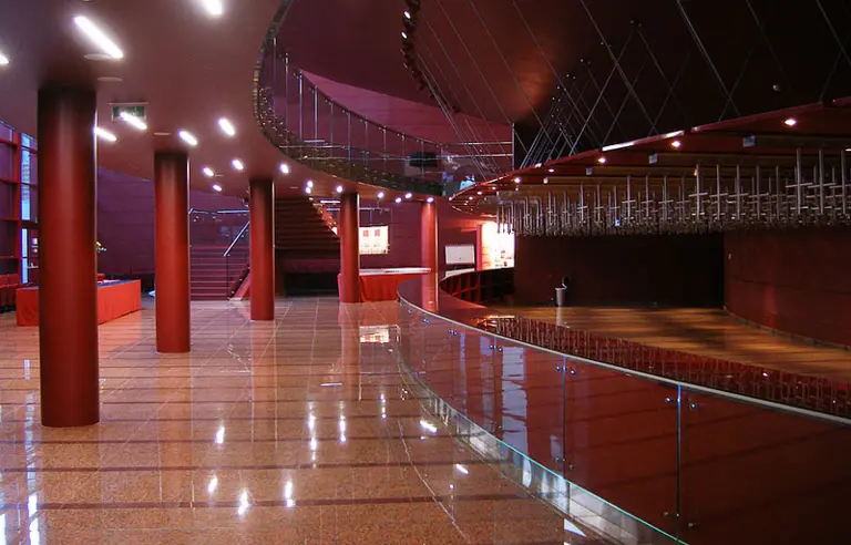 Opera Krakowska - photo 1