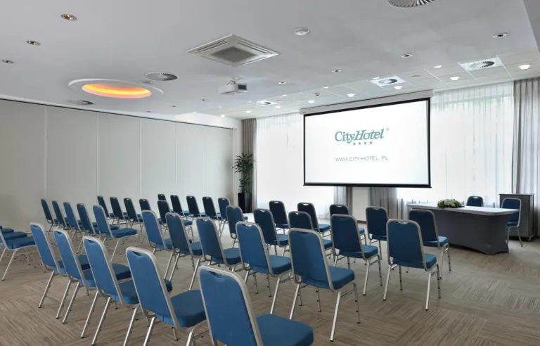City Hotel Bydgoszcz sala konferencyjna ustawienie kinowe