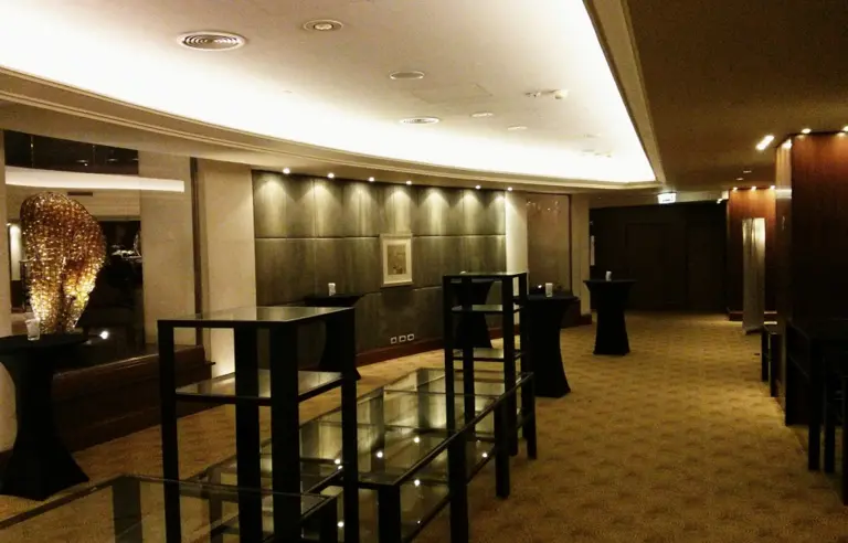 Regent Warsaw Hotel - photo 1