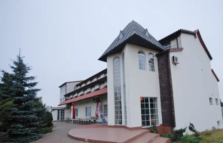 Restauracja Pokoje Millenium - zdjęcie 1