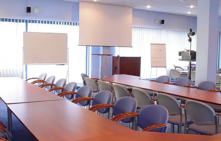 Hotel 222  - ZAMKNIĘTE NA STAŁE - zdjęcie 1