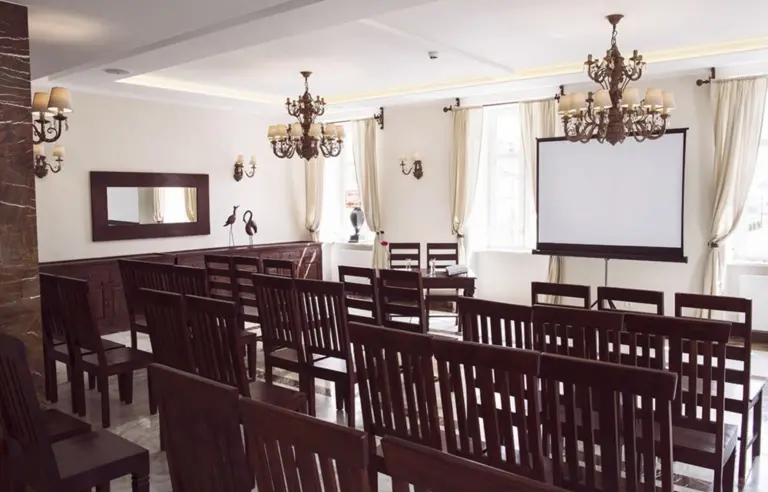 Hotel Orient Palace - photo 1