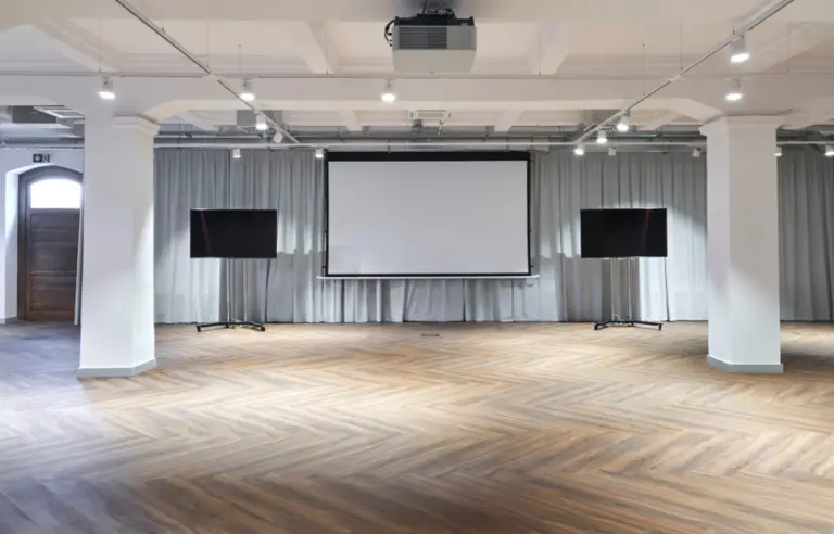 Stocznia Cesarska Sala konferencyjno-bankietowa Dok