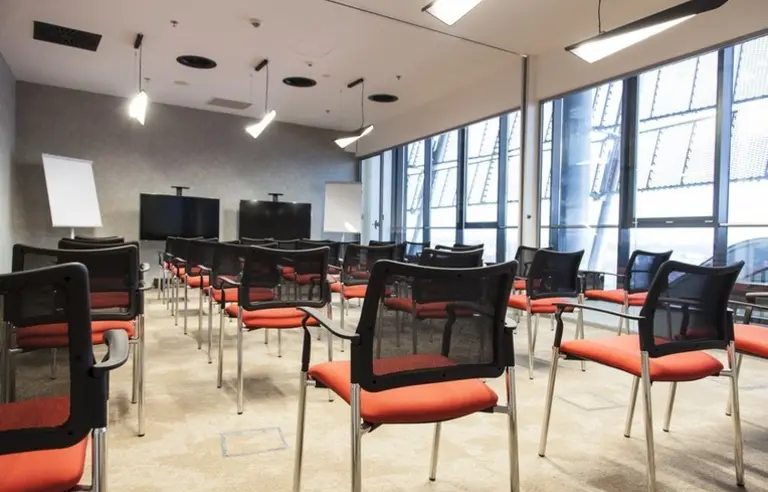 BeIN Offices powered by BiznesHub - PGE Narodowy - OBIEKT ZAMKNIĘTY - zdjęcie 1