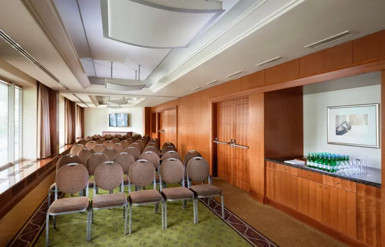 Regent Warsaw Hotel - photo 1