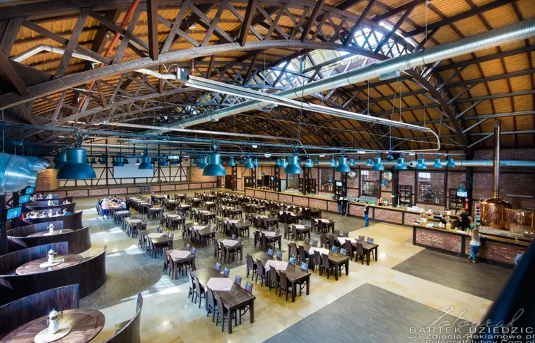 Stara Zajezdnia Kraków by Desilva Kraków hala