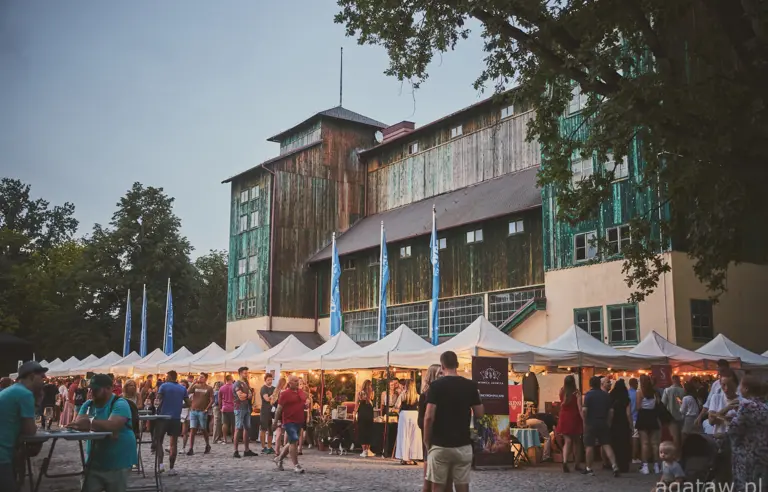 Wrocławski Tor Wyścigów Konnych - Partynice - zdjęcie 1