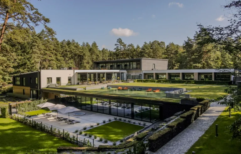 Szumy Park Hotel & Restaurant - zdjęcie 1