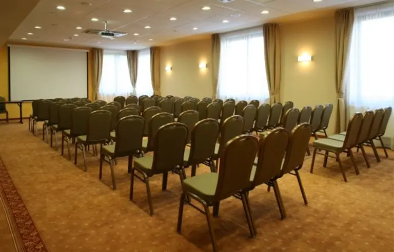 HOTEL ZAWIERCIE - zdjęcie 1