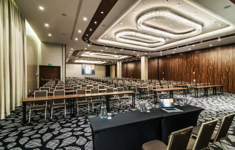 Airport Hotel Okęcie - photo 1