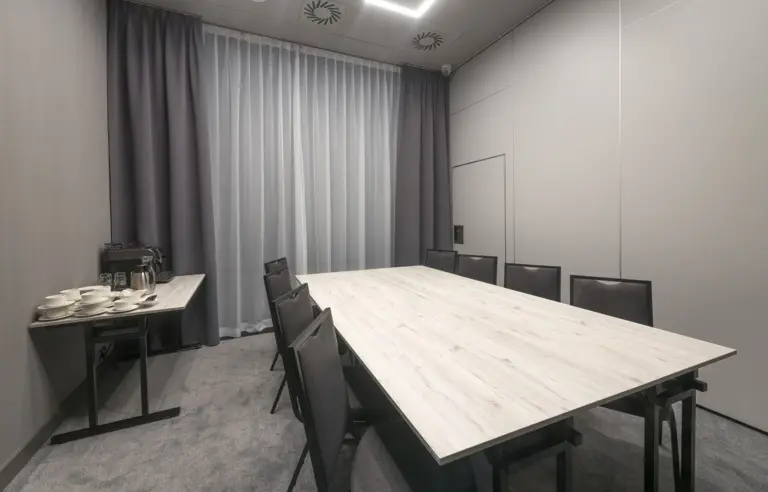 Hampton by Hilton Poznan Old Town - zdjęcie 1