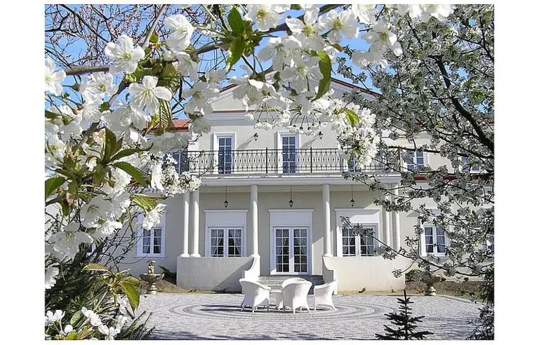 Lawendowy Pałacyk - zdjęcie 1