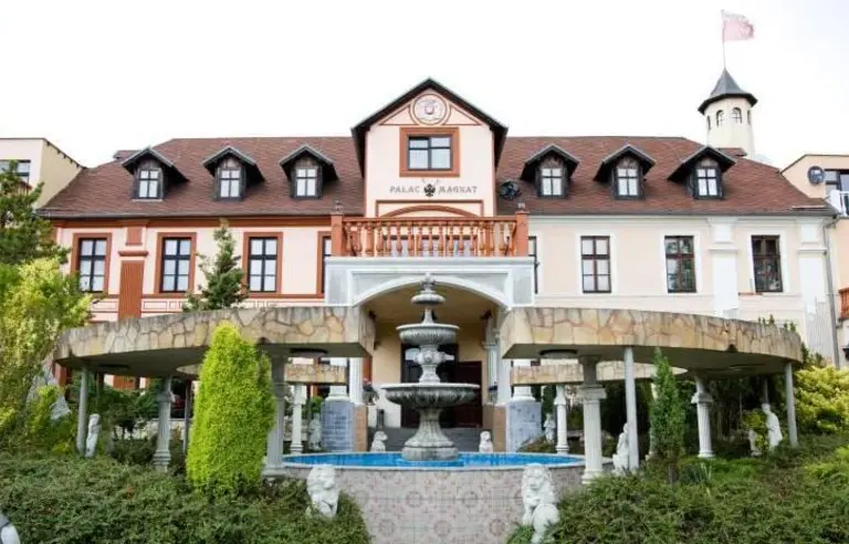 Pałac Magnat - photo 1