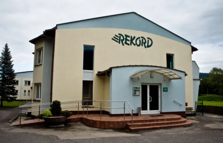 Centrum Sportowo-Szkoleniowe Rekord - photo 1