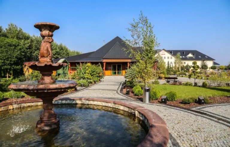 Centrum Szkoleniowo-Konferencyjne Dukat- ZAMKNIĘTE - zdjęcie 1