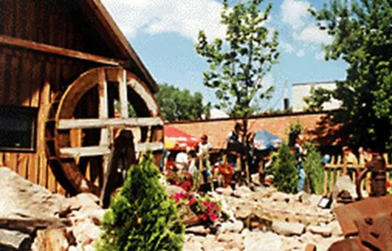 Karczma Hotel Czarci Młyn - zdjęcie 1