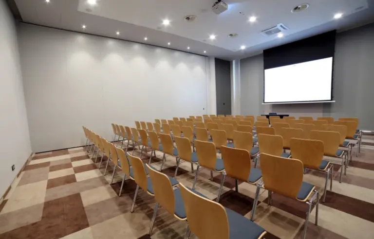 Metropol Hotel Katowice - zdjęcie 1