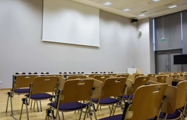 Pierwsza część Sali