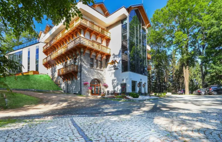 Zamek Księża Góra - photo 1