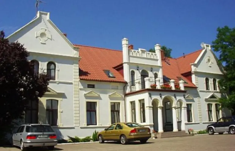 Pałac Budzistowo- ZAMKNIĘTE - zdjęcie 1