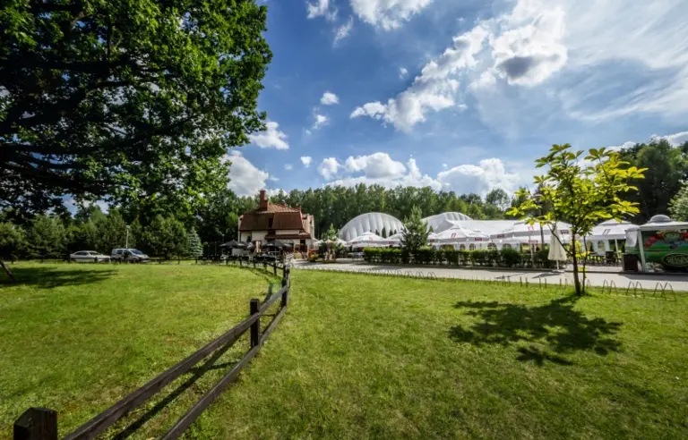 Restauracja Powsin - OBIEKT ZAMKNIĘTY - zdjęcie 1