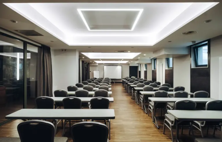 Hotel Pałac Romantyczny - photo 1