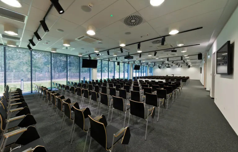 Centrum Zaawansowanych Materiałów i Technologii CEZAMAT Politechniki Warszawskiej - zdjęcie 1