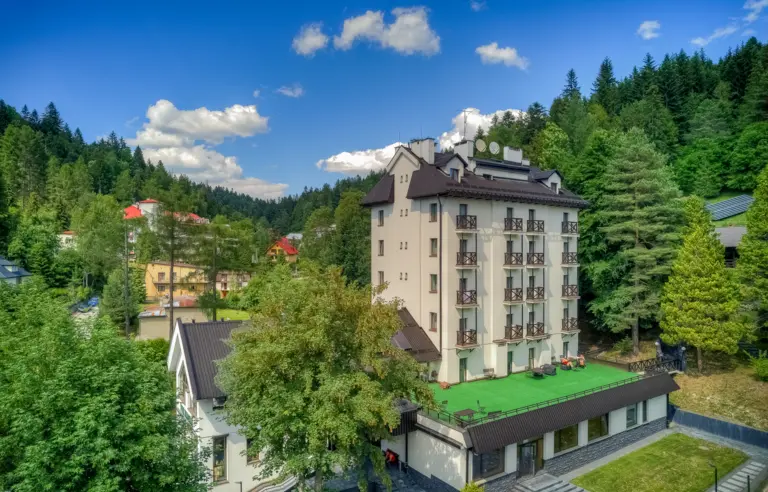 Ośrodek Szkoleniowo-Wypoczynkowy Pan Tadeusz - zdjęcie 1