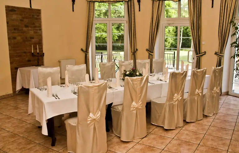 Hotel Księżycowy Dworek - photo 1