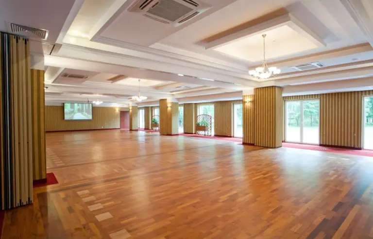 Hotel Albatros - photo 1