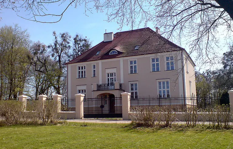 Dwór Bieland - photo 1