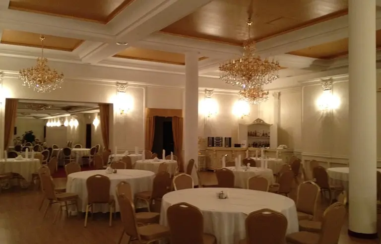 Restauracja + Sala Warszawska 