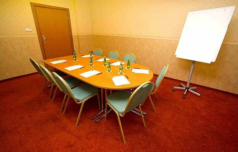 Hotel Boss Centrum Konferencyjno-Szkoleniowe - photo 1