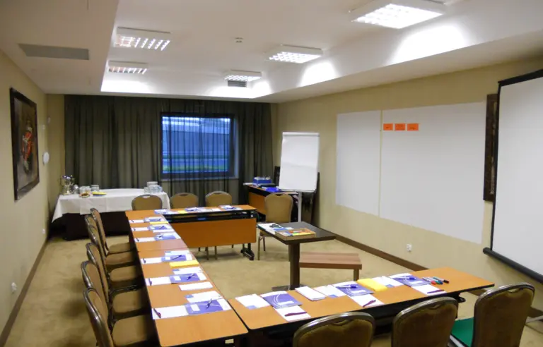 Haston City Hotel - photo 1