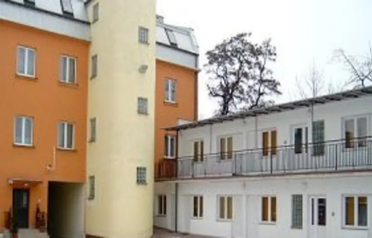 Hotel Capital - OBIEKT ZAMKNIĘTY - photo 1