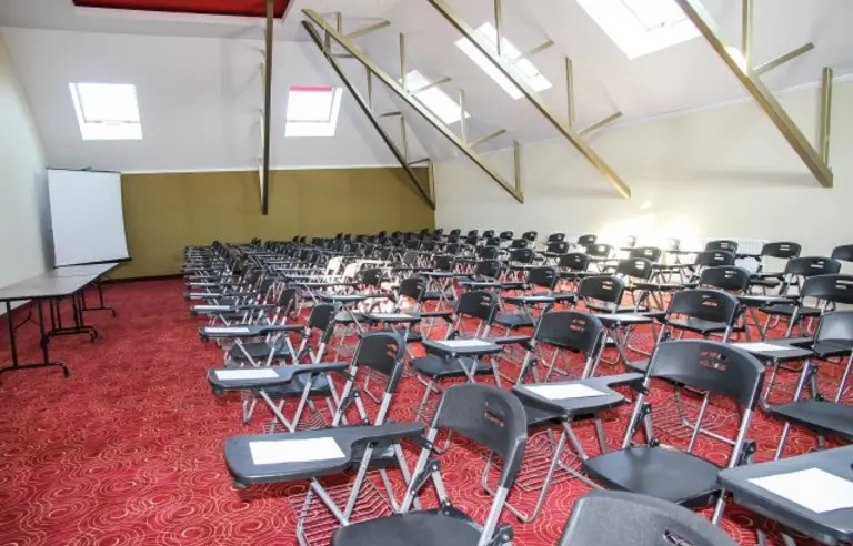Centrum Szkoleniowo-Konferencyjne Dukat- ZAMKNIĘTE - zdjęcie 1