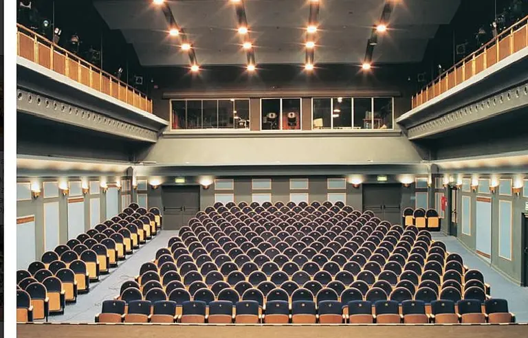 Teatr Syrena Warszawa - photo 1