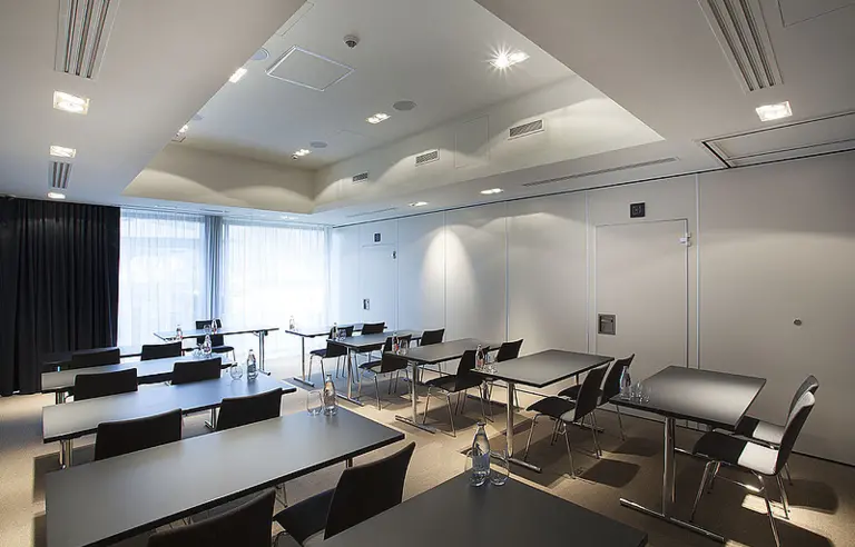 Ilonn Hotel - photo 1