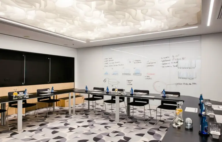 Renaissance Warsaw Airport Hotel - photo 1