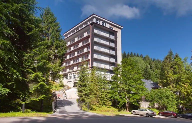 Ośrodek Wczasowy "Hajduczek" - photo 1