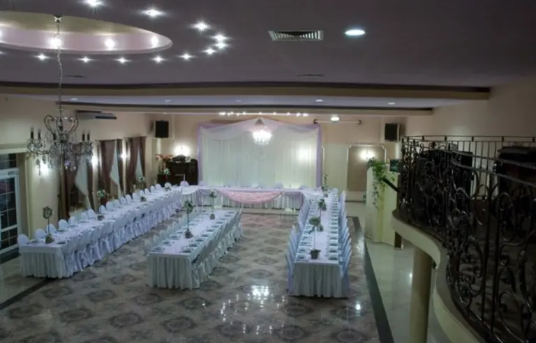 Dworek Dębówko - photo 1