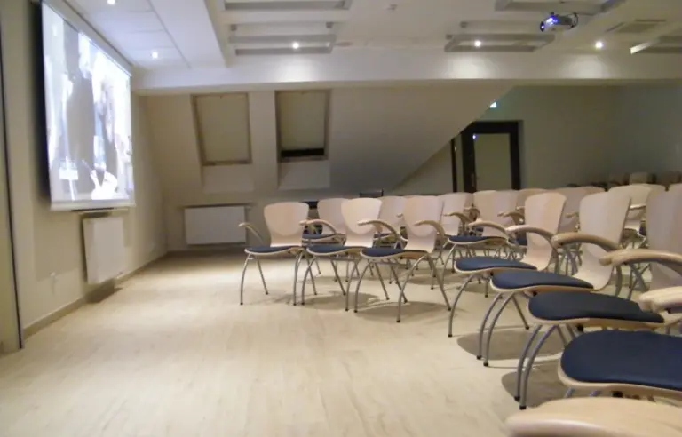 Ośrodek Wypoczynkowy Jastrzębia Turnia - zdjęcie 1