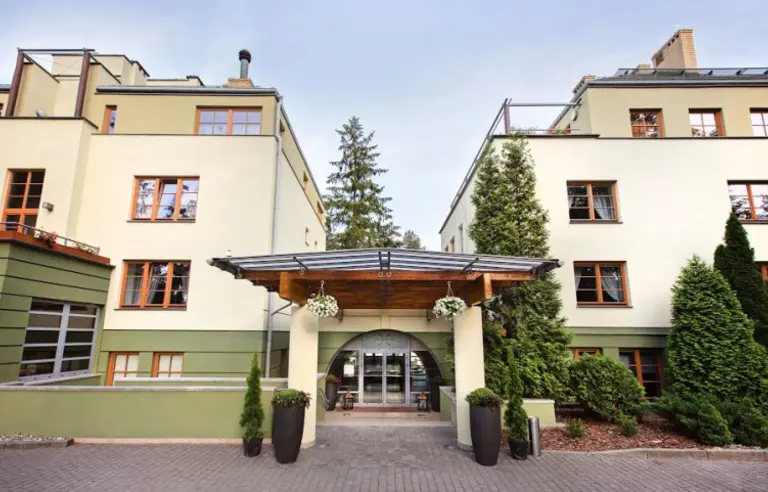 Hotel Dębowa Góra Active & Spa - OBIEKT ZAMKNIĘTY - zdjęcie 1