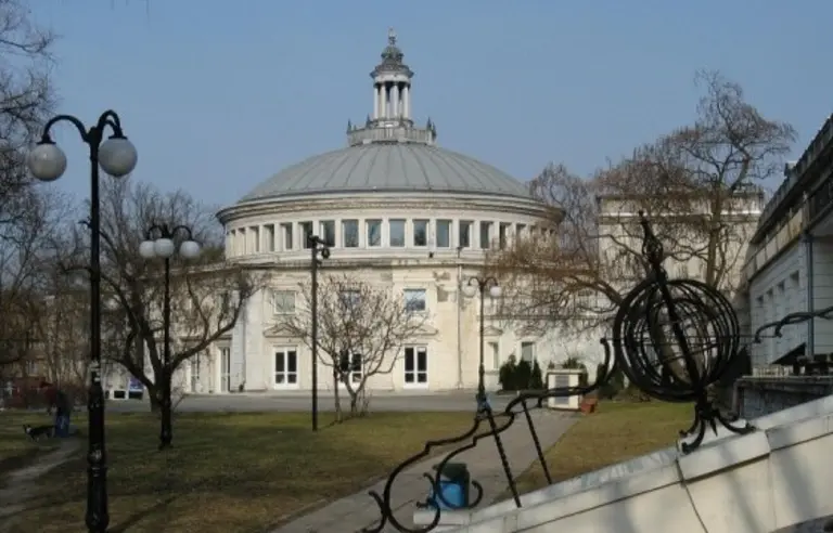 Centrum Rozwoju Nowoczesnych Form Biznesu-ZAMKNIĘTY - zdjęcie 1
