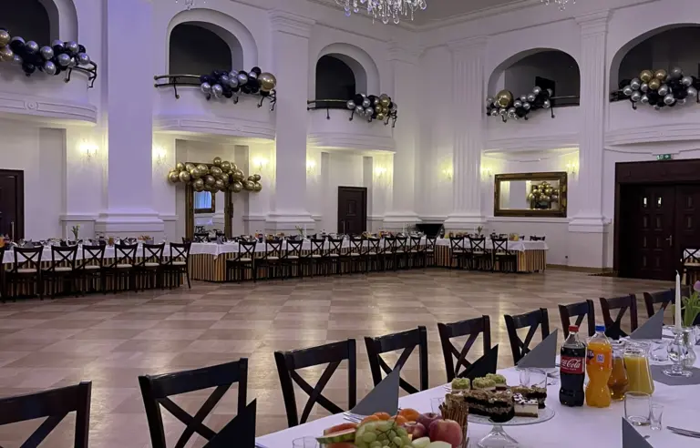 Hotel i Restauracja Adria - zdjęcie 1