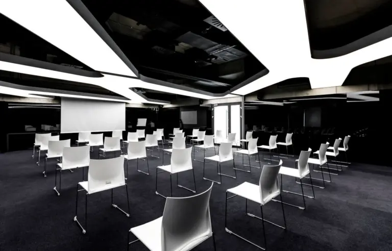 Nobel Tower - zdjęcie 1