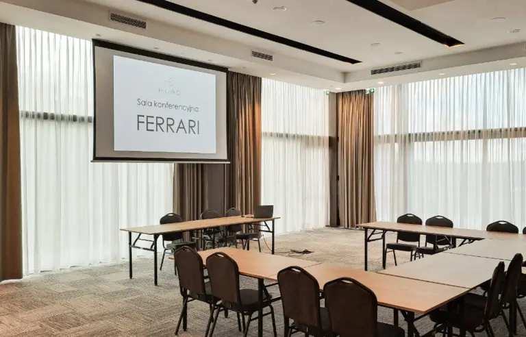 Hampton by Hilton Poznań Swarzędz - photo 1